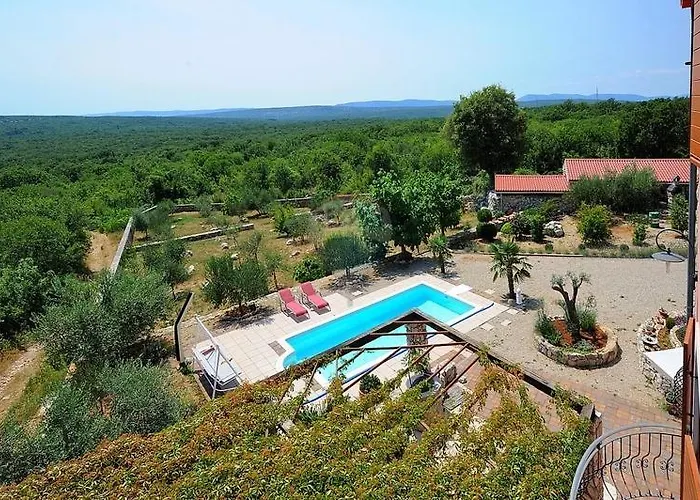 Vila Villa Garica *
