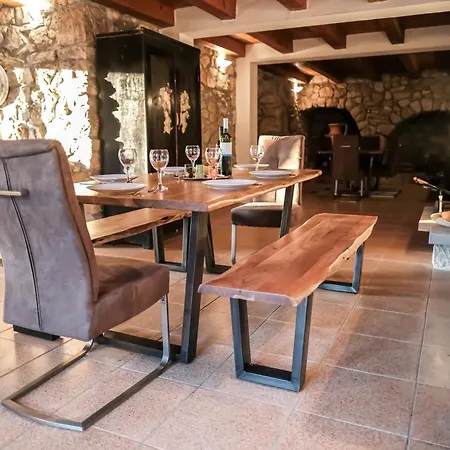 Villa Villa Garica *